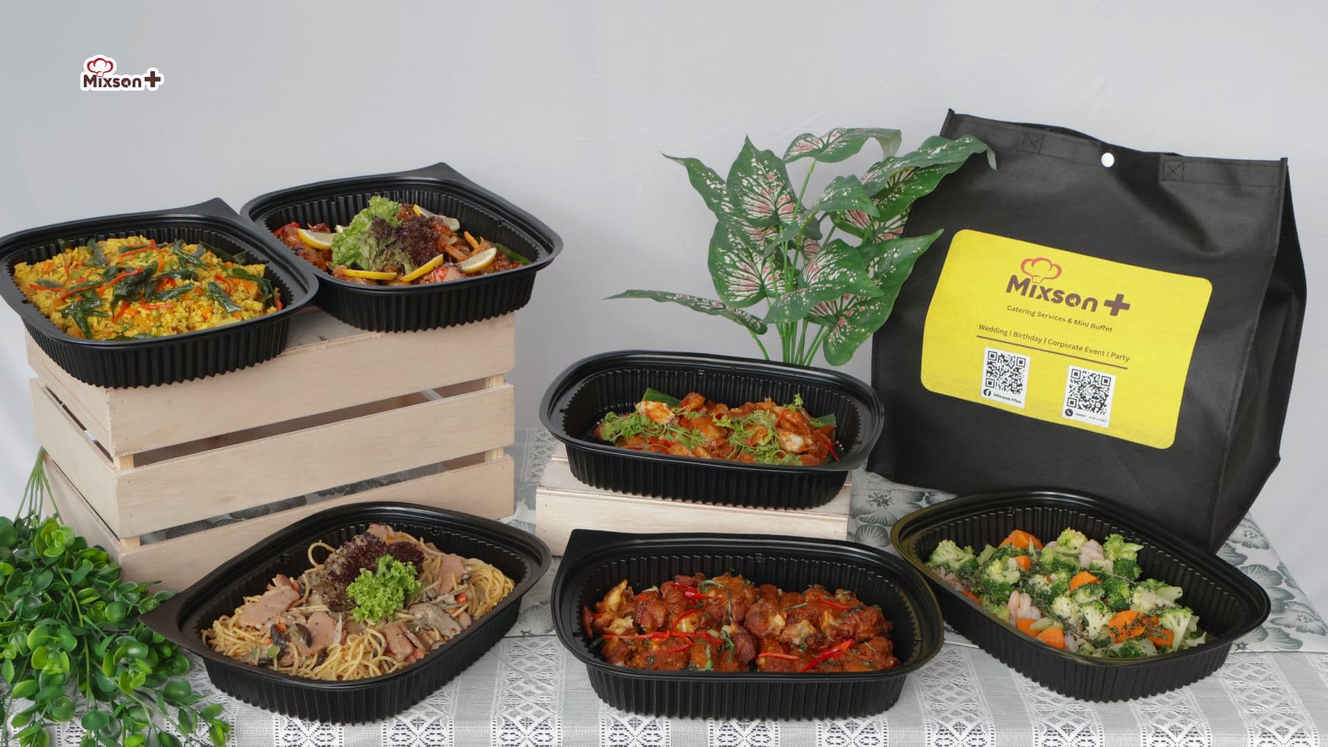 Mini Buffet packed meals by Mixson Plus